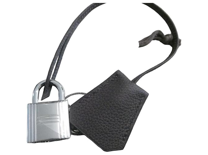 candado auténtico de Hermès con su campana y tirador para bolso Hermès de correa alta ch Chocolate Hardware de plata 