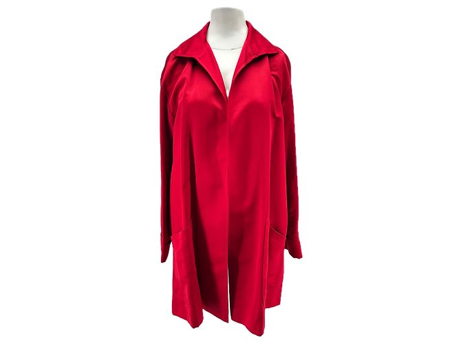 Autre Marque Rote Satinjacke mit Seide