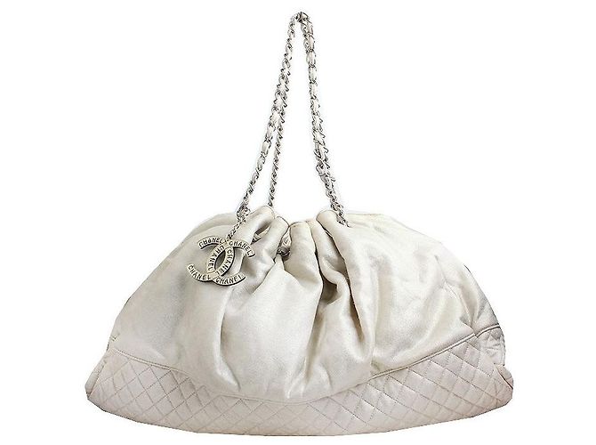 Chanel Borsa a spalla a secchiello con cordoncino n° Giallo