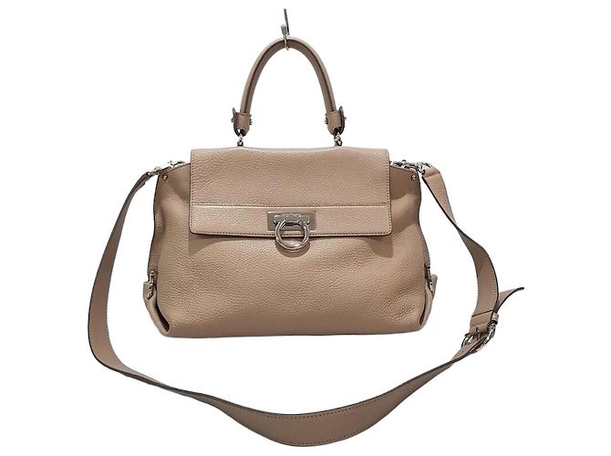 Salvatore Ferragamo Sac Gancini Sofia Marron