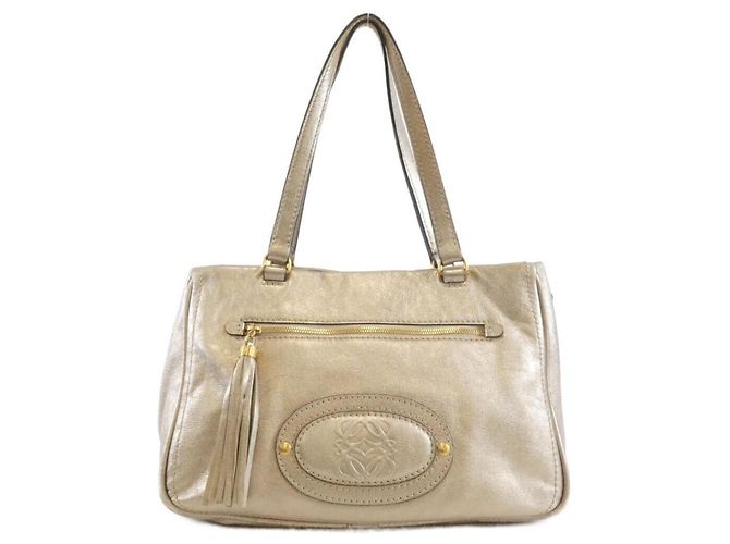 Loewe Handtasche Silber mit goldener Hardware