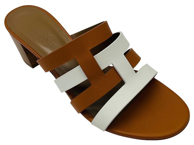 Hermès Hermes Bicolor Amica Sandale Tan / Weiß Kamel