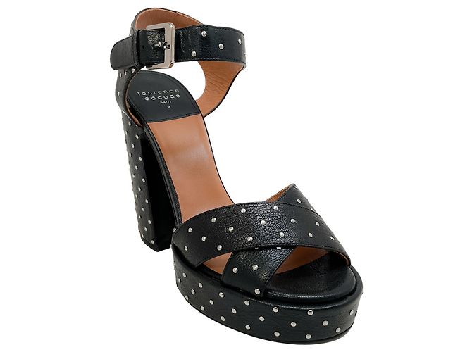 Sandali con piattaforma in pelle nera Rosange con borchie di Laurence Dacade Nero