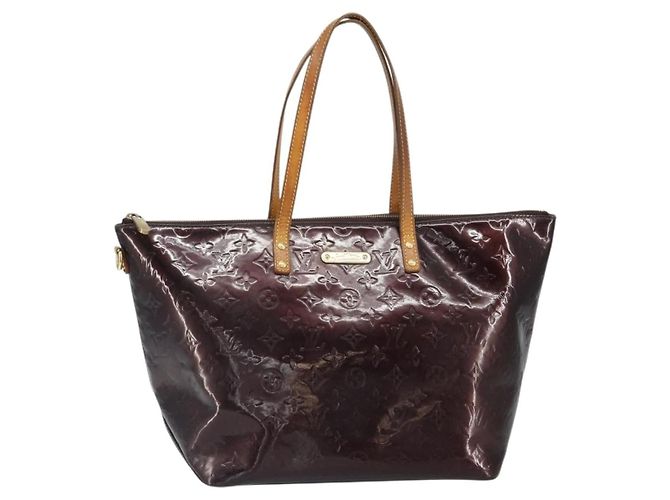 Bolsa Louis Vuitton Bellevue Monogram Vernis GM Roxo
