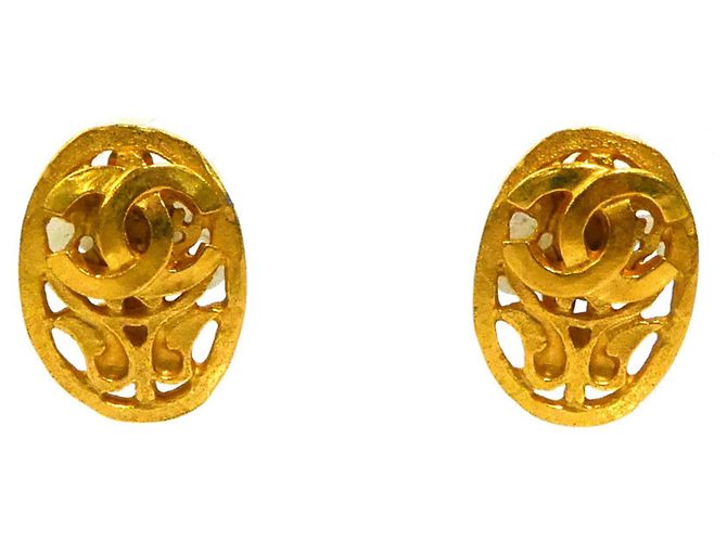 Chanel Coco Mark Metall Gold Clip Ohrringe Golden