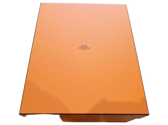 large Hermès box for Hermès handbag model Birkin 30 number 1313 Orange