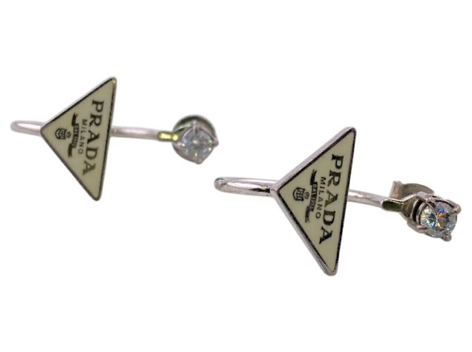 Pendientes de plata con símbolo triangular de Prada Blanco 