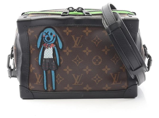 Bolsa de Ombro Soft Trunk LV Friend da Louis Vuitton Marrom Preto Multicor Monograma