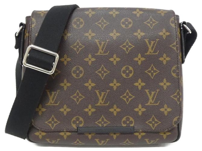 Sac à épaule Louis Vuitton Monogram Macassar District PM M40935 Marron