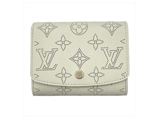 Billetera Compacta Bi-fold Mahina Iris de Louis Vuitton