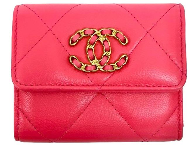 Cartera de cuero plegable Chanel Coco Mark en rosa