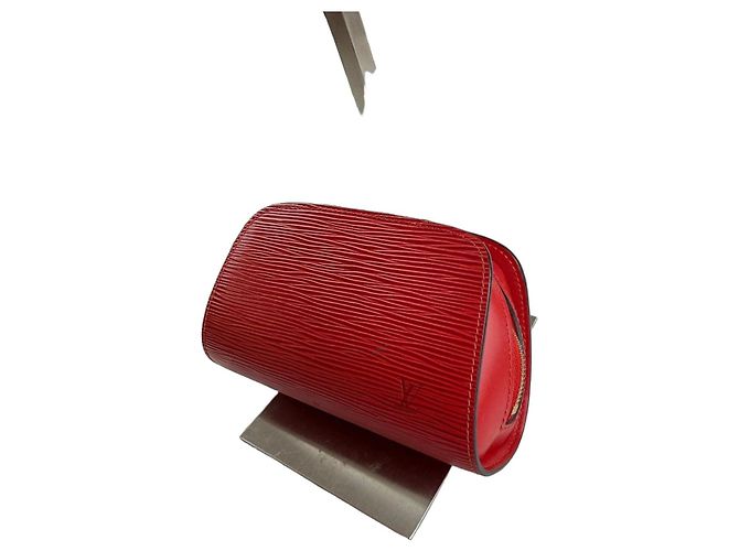 Bolsa Louis Vuitton Epi Pochette Vermelha Vermelho