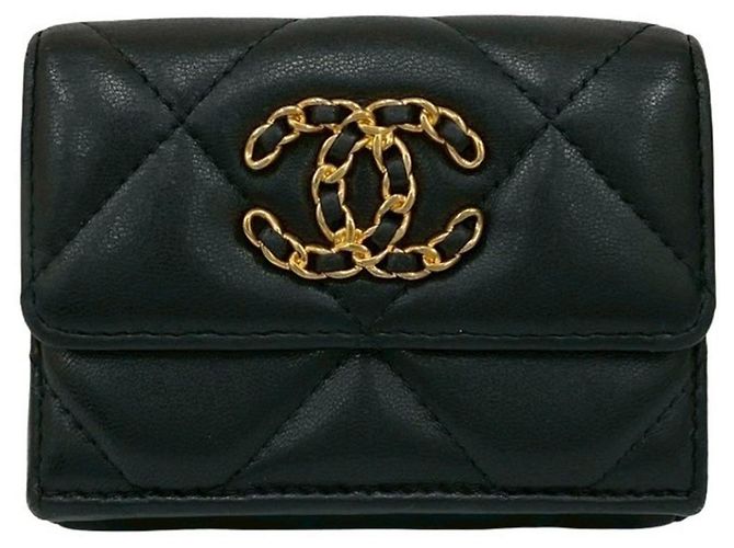 Chanel 19 Matelasse Coco Mark Lambskin Leather Tri-fold Wallet Black