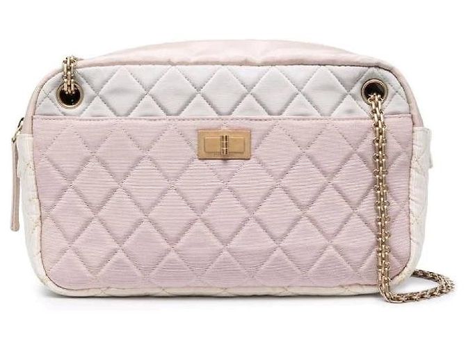 Mademoiselle Borsa a Spalla Chanel Rosa e Beige - Anni 2000 Sabbia