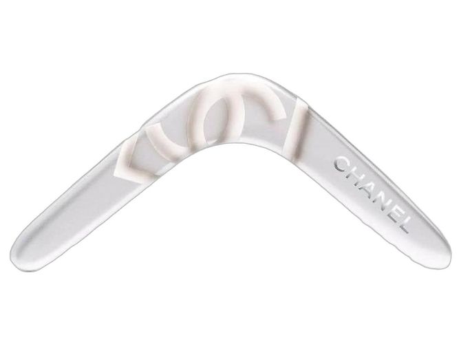 Chanel Logoed Boomerang - 2000s White Grey Sand