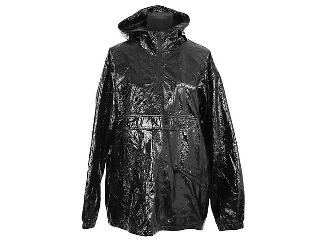 Supreme Abrigo negro 