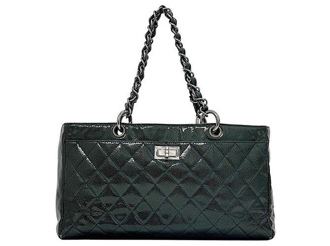 Chanel Tasche aus grünem Lackleder
