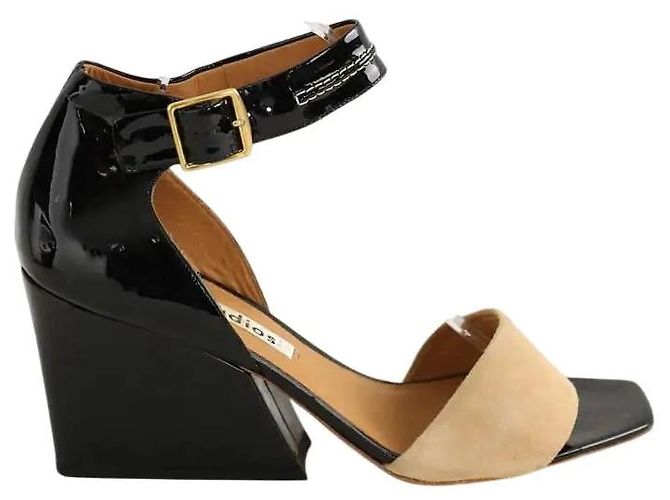 Acne Tacones negros