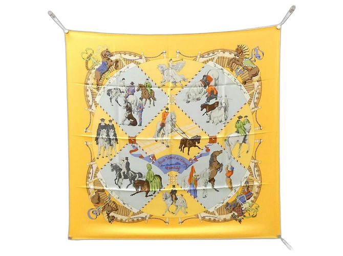 Bufanda de seda MUSEE VIVANT DU CHEVAL CHANTILLY de Hermès Naranja