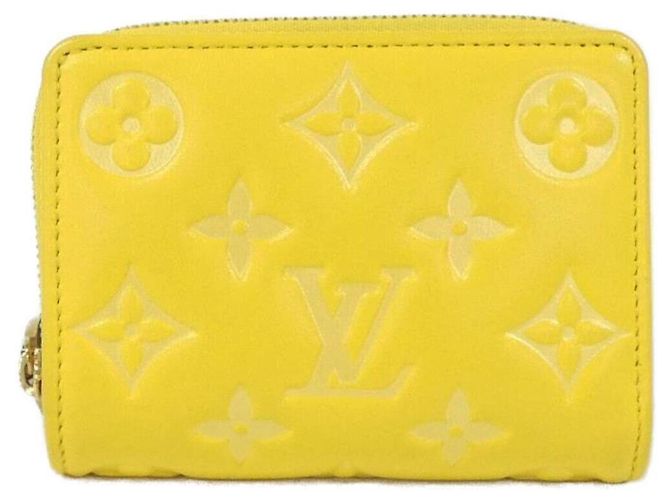 Lou Coussin Geldbörse Louis Vuitton Gelb