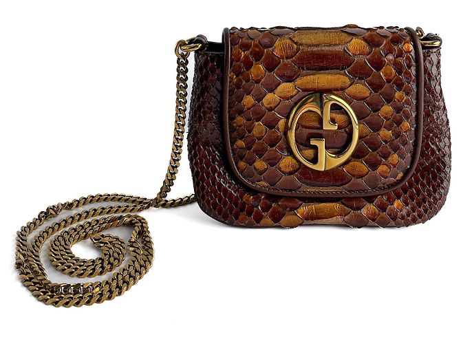 Gucci Blondie Mini Bolsa de Couro Exótico com Aba Bege x Marrom
