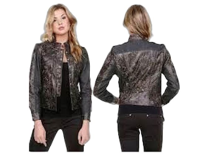 Autre Marque H&D Classic Leather Collection - Distressed Genuine Leather & Denim Panel Acid Wash Jacket