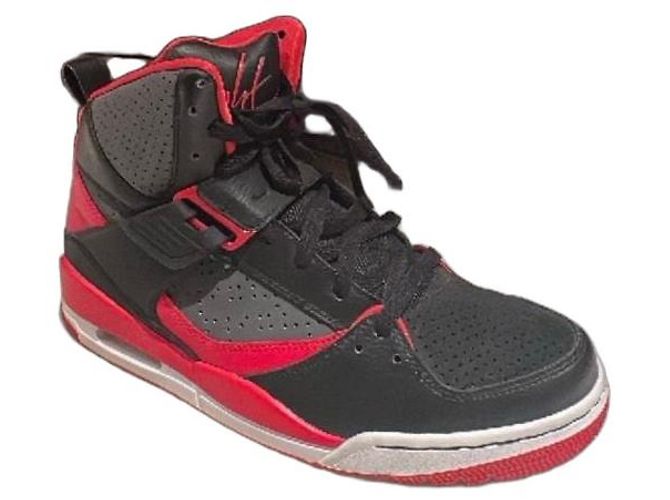 Autre Marque Air Jordan 1 Mid SE Sneaker Schwarz Rot
