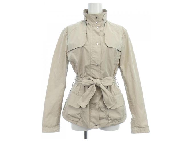 Moncler Jacke Grau