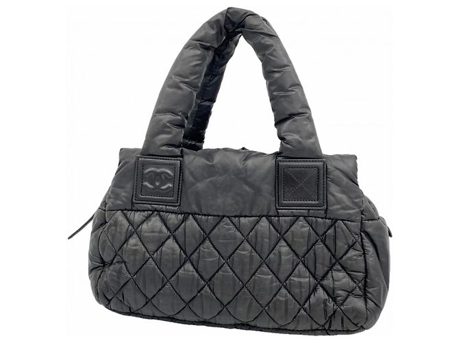 Sac à main en nylon Coco Cocoon de Chanel Noir