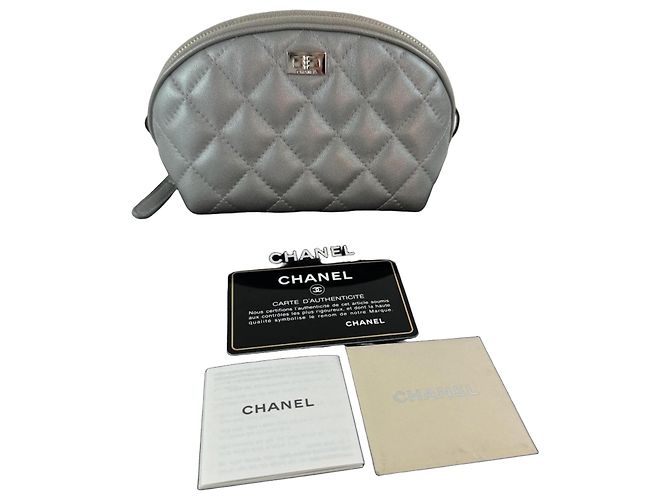 Chanel cosmetic pouch 2.55/Reissue Silvery