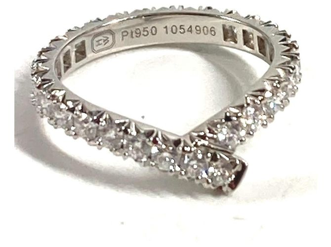 Anillo de diamante de platino Ribbon de HARRY WINSTON Plata