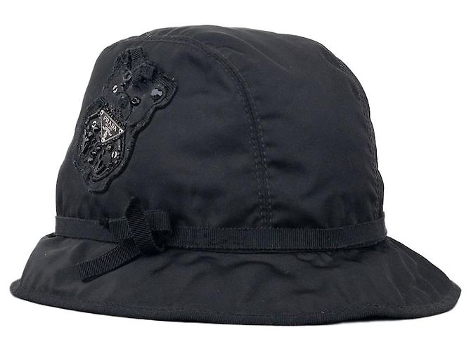 Sombrero bucket con logo triangular de strass Prada de los 2000 Negro