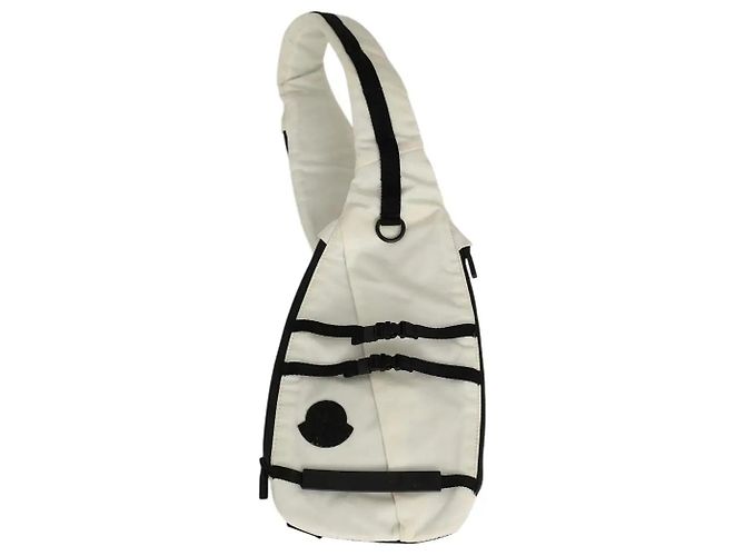 Moncler Beige Gürteltasche