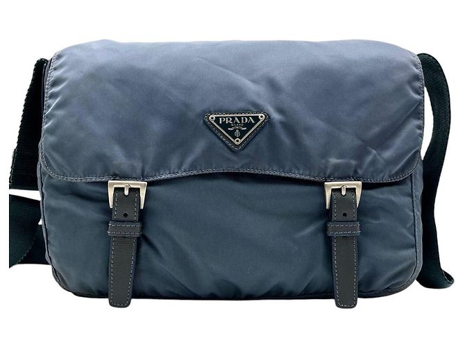 Bolsa transversal de nylon azul marinho com logo Prada