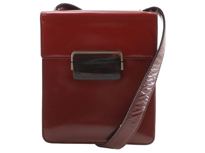 Bolsa de Ombro Prada em Esmalte Vermelho Gradiente A5 com Aba