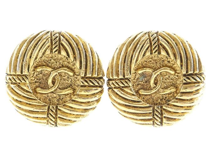 Orecchini a clip vintage Chanel Coco Mark D'oro