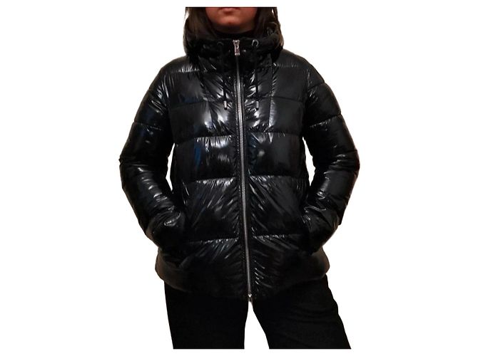 Pinko Shiny black puffer jacket with hood