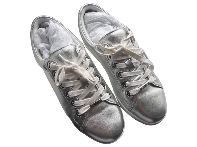 Jimmy Choo Scarpe stringate in pelle metallizzata Metallico