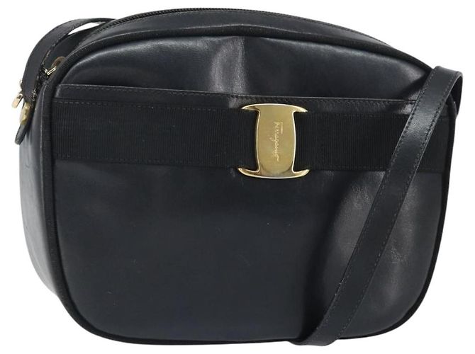 Borsa a Spalla Salvatore Ferragamo in Pelle Nera e Oro Auth BA9913 Nero D'oro