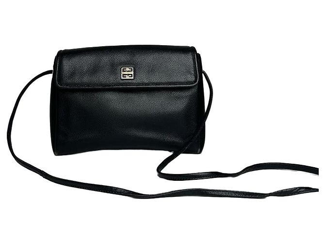 Sac à épaule en cuir vintage Givenchy noir