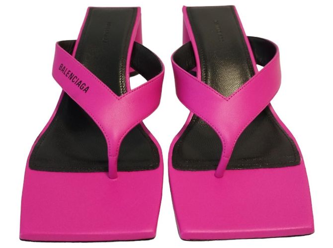 Mules Balenciaga Double Square in pelle rosa e nera