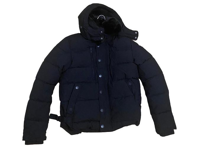 Autre Marque Casaco acolchoado preto com capuz e pelo sintético