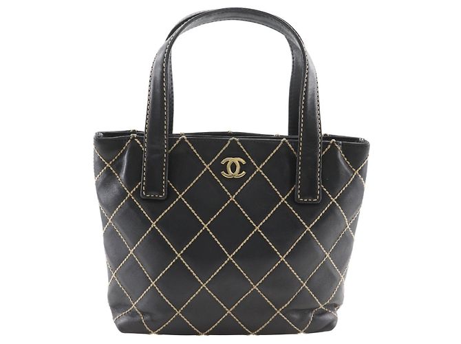 Borsa Wild Stitch in pelle di vitello nera CHANEL Nero