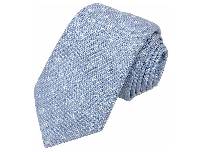 Louis Vuitton Silk Cravat in Blue Light blue