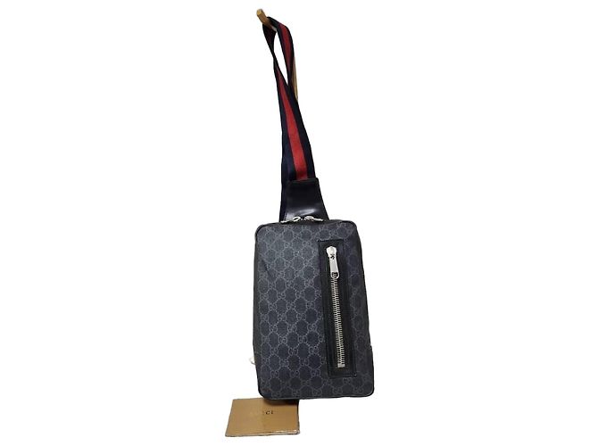 GUCCI GG Supreme Monogram Web Gürteltasche Schwarz/Grau