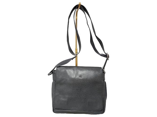 Borsa Messenger Viktor Taiga Louis Vuitton Nera Nero