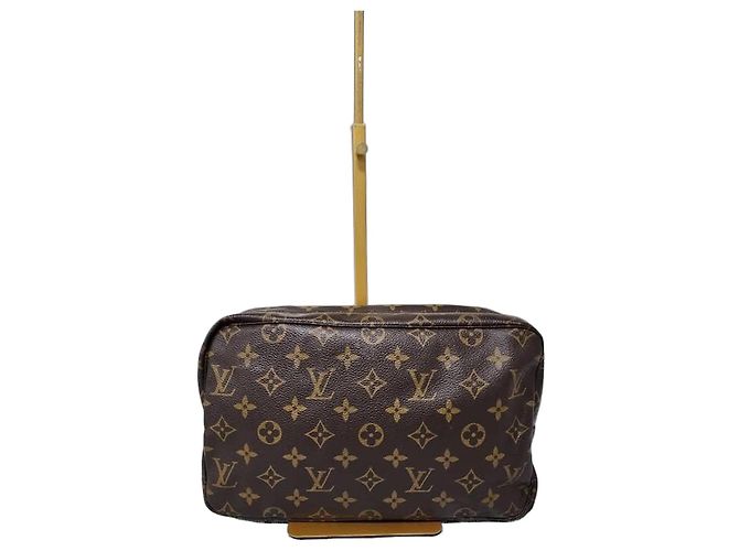 LOUIS VUITTON Kosmetiktasche 28 aus Monogramm-Canvas Braun