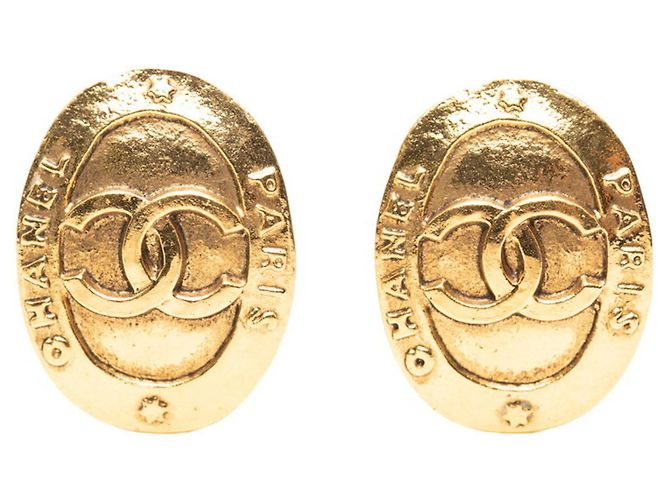 Orecchini Ovali Coco Mark di Chanel in Oro D'oro