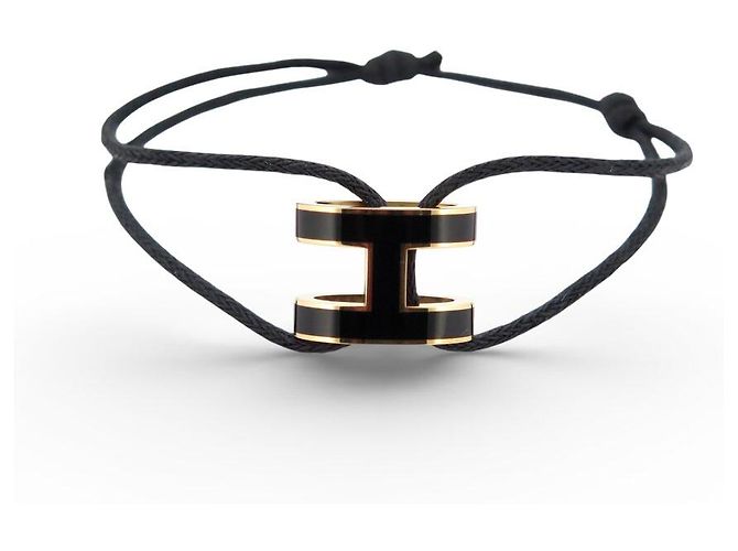 Hermès NUEVO BRACELETE HERMES PENDIENTE POP H LACA NEGRA & PLACA DE ORO BANGLE Negro 