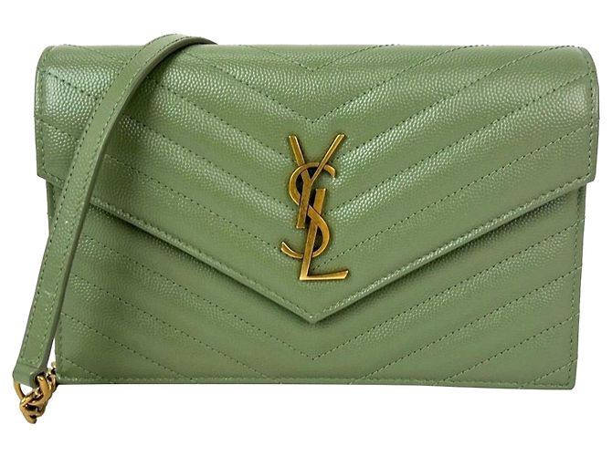 Bolsa de ombro em couro verde com corrente Envelope Saint Laurent